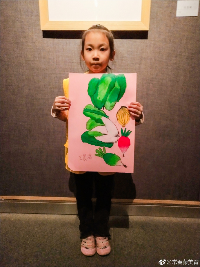 参观学习中国艺术巨匠齐白石特展,德国新表现主义马库斯·吕佩尔茨画展